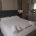 Ebru Evleri Icmeler Merkeze Ve Plaja Yakin Apartment *