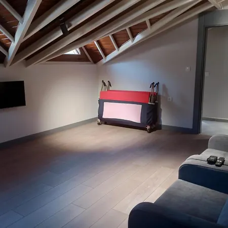 Appartamento Ebru Evleri Icmeler Merkeze Ve Plaja Yakin *