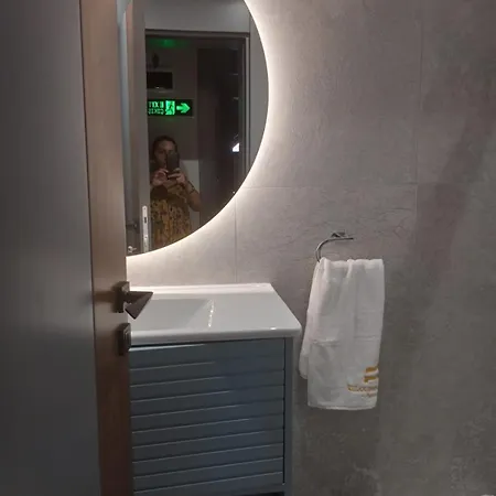 Ebru Evleri ıçmeler Merkeze Ve Plaja Yakın Apartamento *