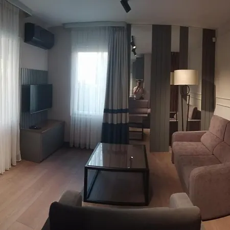 Ebru Evleri ıçmeler Merkeze Ve Plaja Yakın * Marmaris
