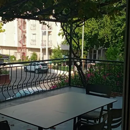 Ebru Evleri ıçmeler Merkeze Ve Plaja Yakın Marmaris