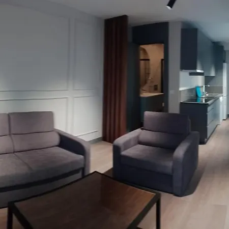 Ebru Evleri Icmeler Merkeze Ve Plaja Yakin