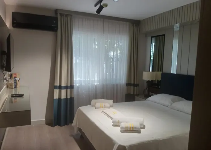 Апартаменты Ebru Evleri Icmeler Merkeze Ve Plaja Yakin Мармарис